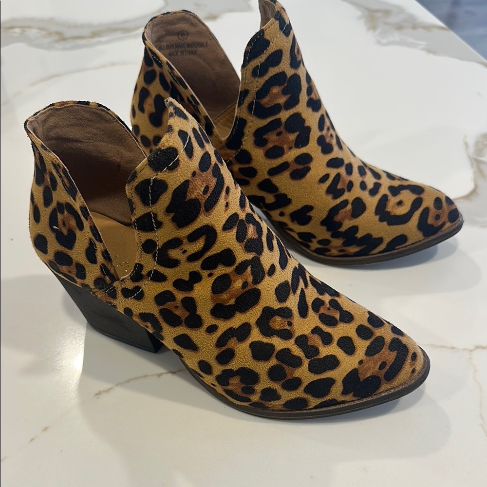 Stylish Brown and Black Ankle Booties with Low Heel